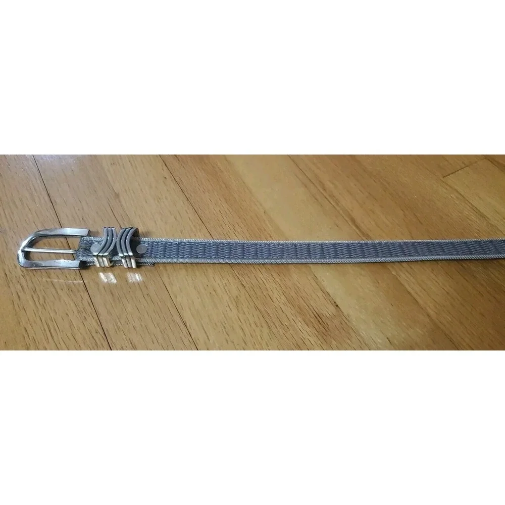 Vintage BB Simon Women Gray Leather Belt‎ Silver Mesh Edging Size 30
